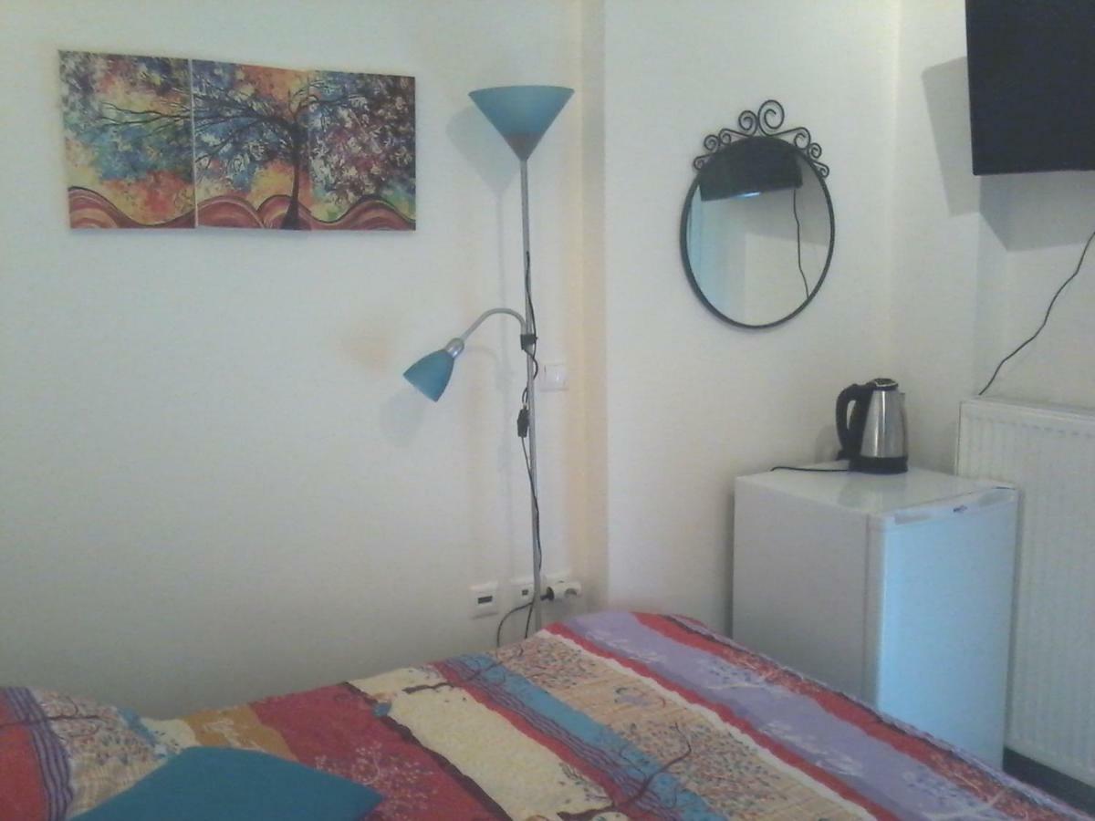 Persephone'S Project Apartment Heraklion  Bagian luar foto